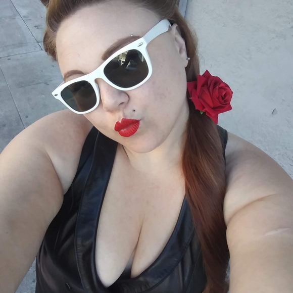 Meet your Posher, Micky - Picture 3 of 7